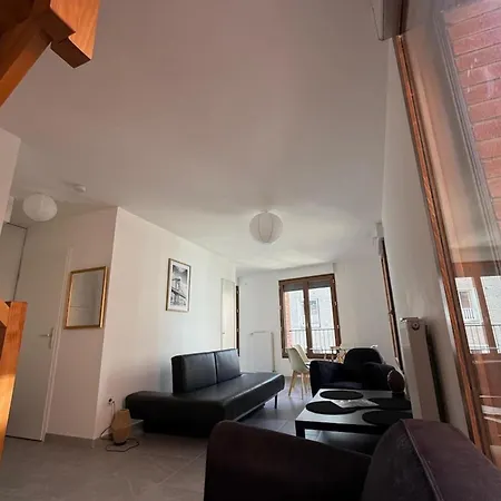 Апартаменты Duplex Neuf Terrasse Commerces Metro Ligne 5 *