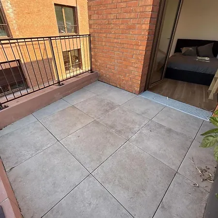 Duplex Neuf Terrasse Commerces Metro Ligne 5 Apartman